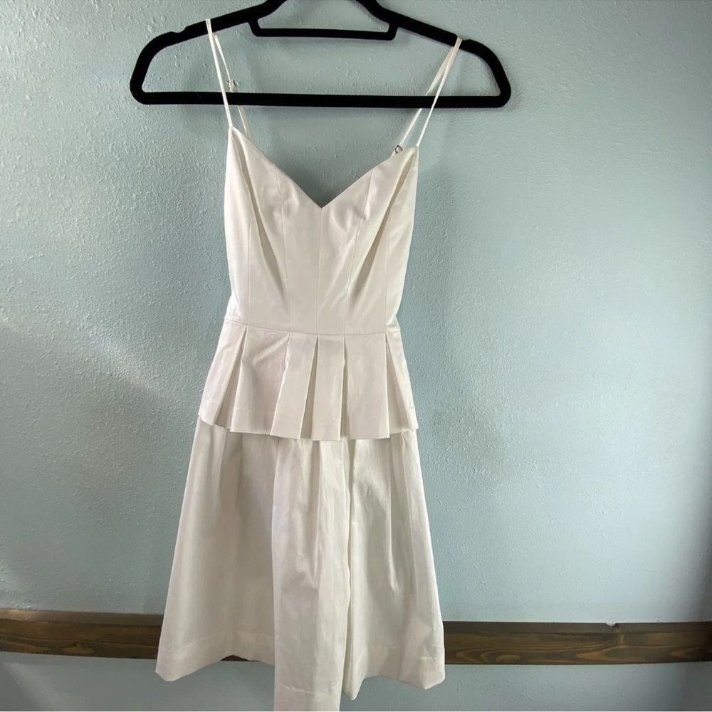 Elizabeth and James Aaron White Peplum A Line Satin Cross Back Dress Size 6